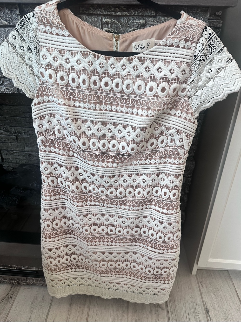 Eliza J White Lace Crochet Sheath Dress Nude Lining Size 6